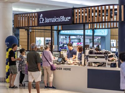 a-new-jamaica-blue-cafe-is-now-available-in-bakewell-shopping-centre-nt-3