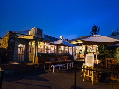 four-larks-a-lovely-little-function-venue-4