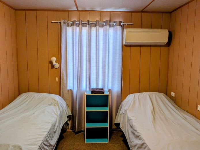 post-office-hotel-caravan-park-7